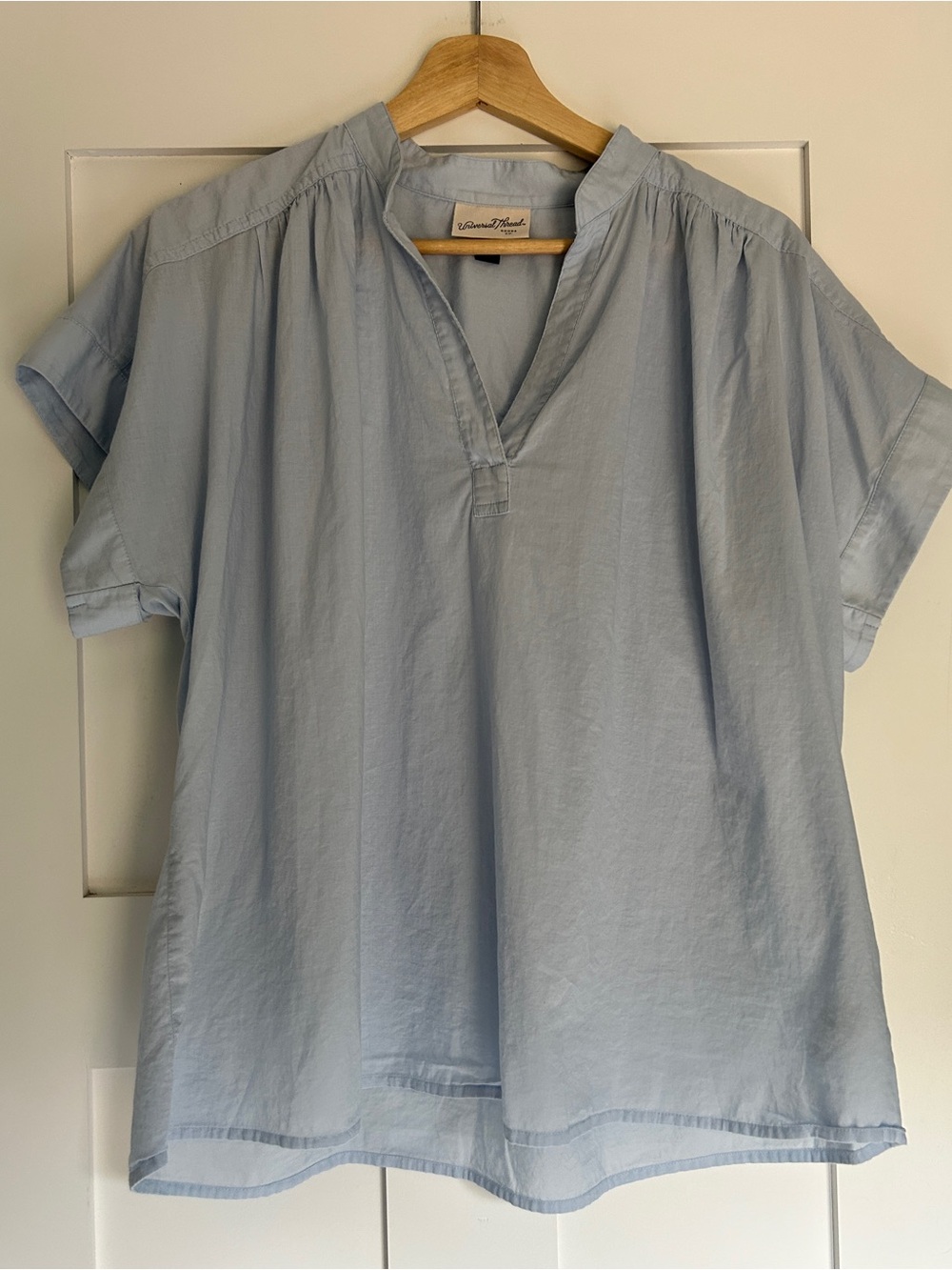 Universal Thread Light Blue Split V-Neck Cotton Tunic
